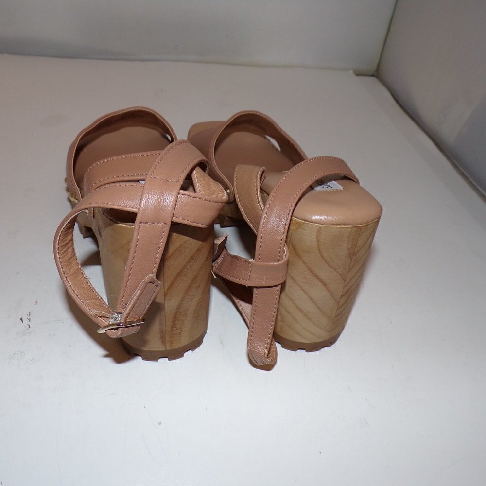 Steve Madden Ocala Tan Leather Ankle Strap Squared Open Toe Studded Wood - Picture 6 of 8